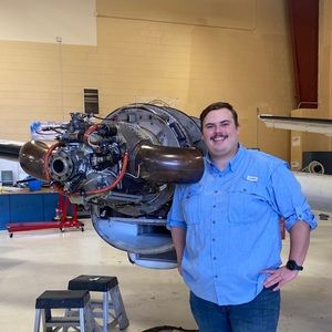 Meet your Posher, Casey